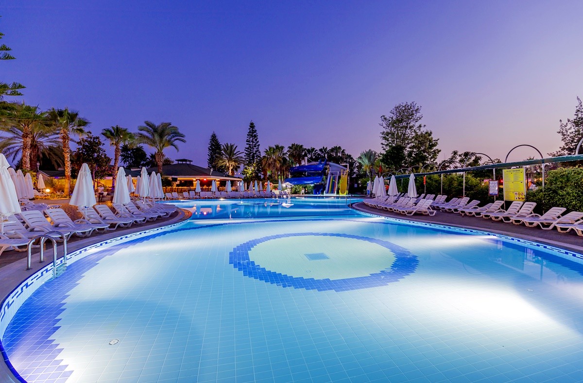 Holiday Park Resort Hotel photo 5