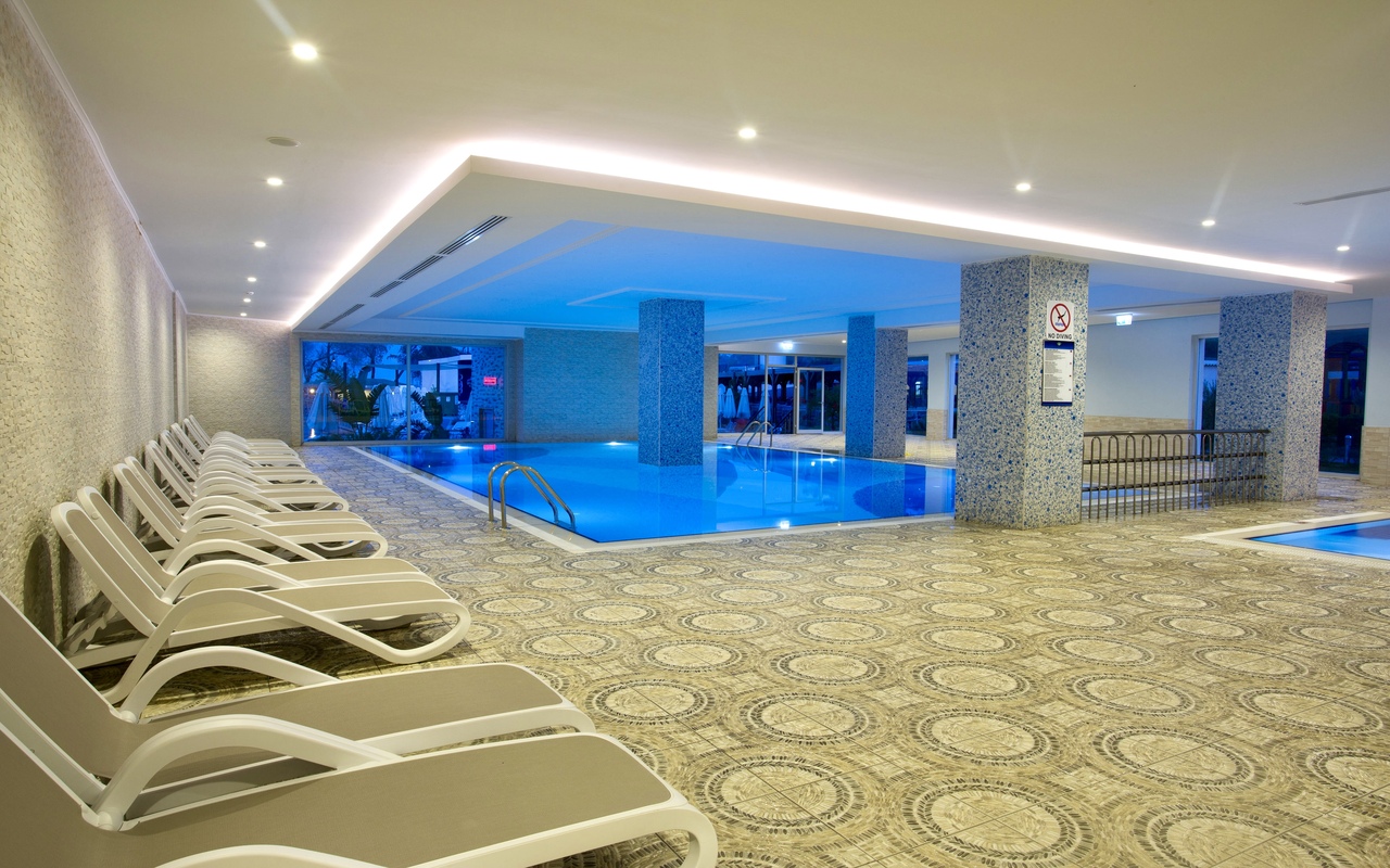 Water Side Resort & Spa photo 17