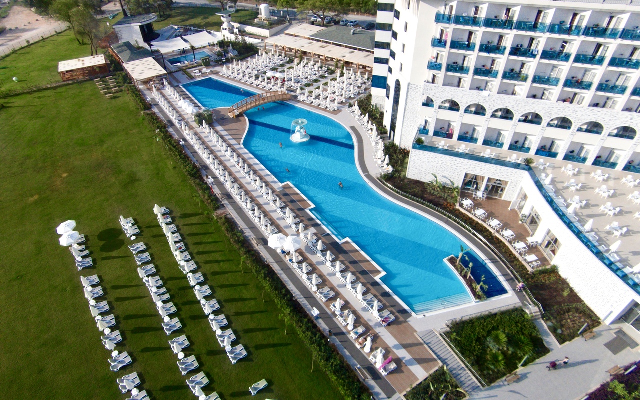 Water Side Resort & Spa photo 4