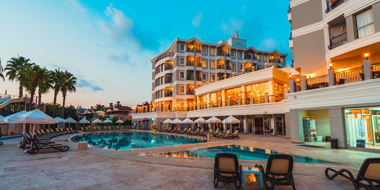 Royal Atlantis Beach photo 4