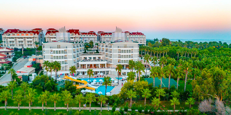 Royal Atlantis Beach photo 1