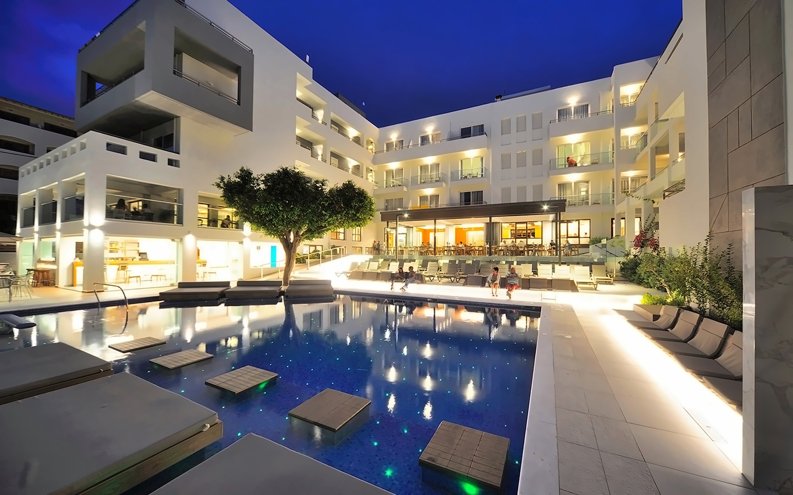 Atrium Ambiance Hotel (Adults Only 14+) photo 3