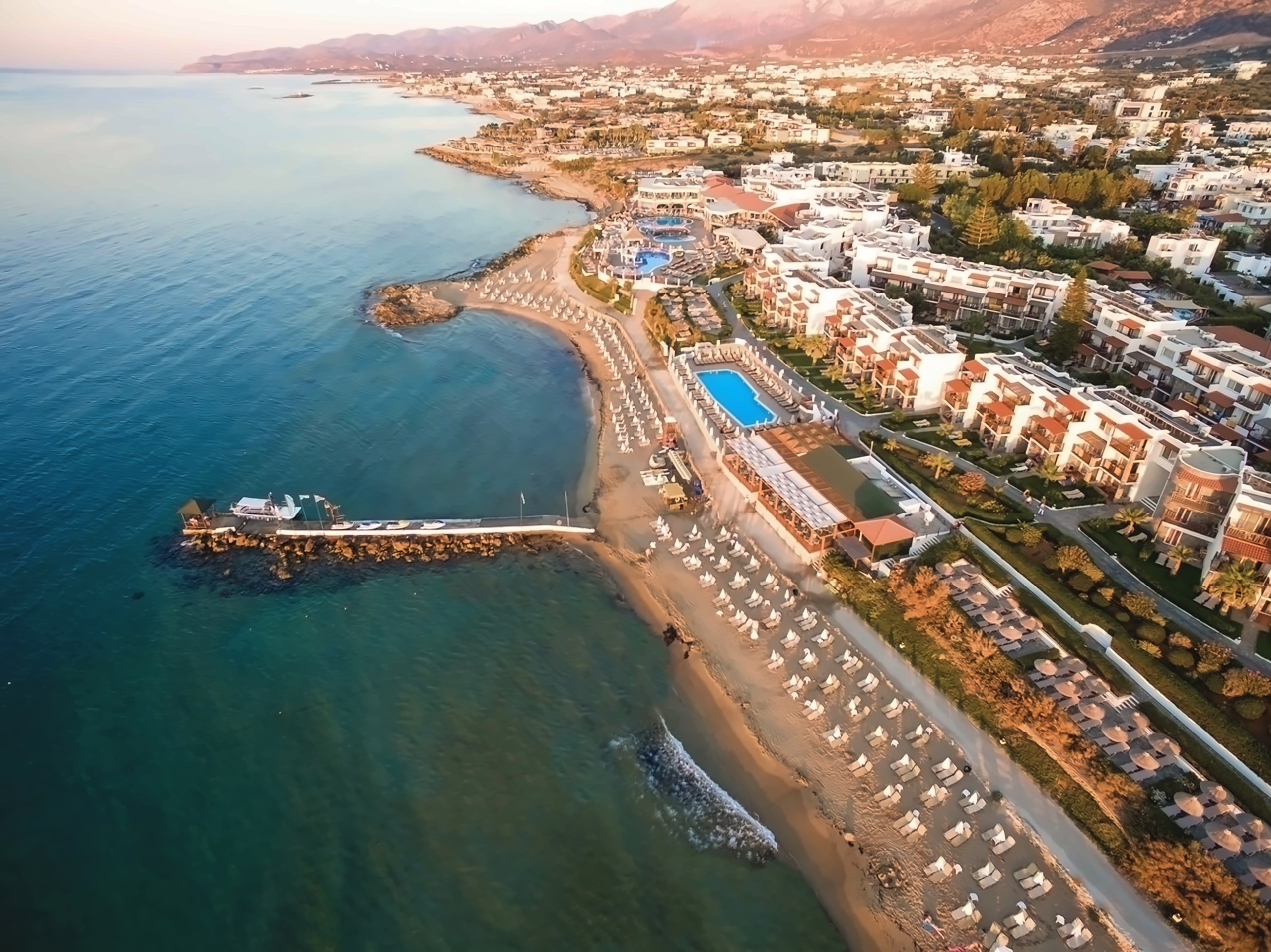 Alexander Beach Hotel & Village pilt 1