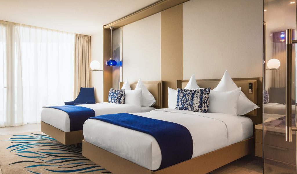 Deluxe Double/Double Room