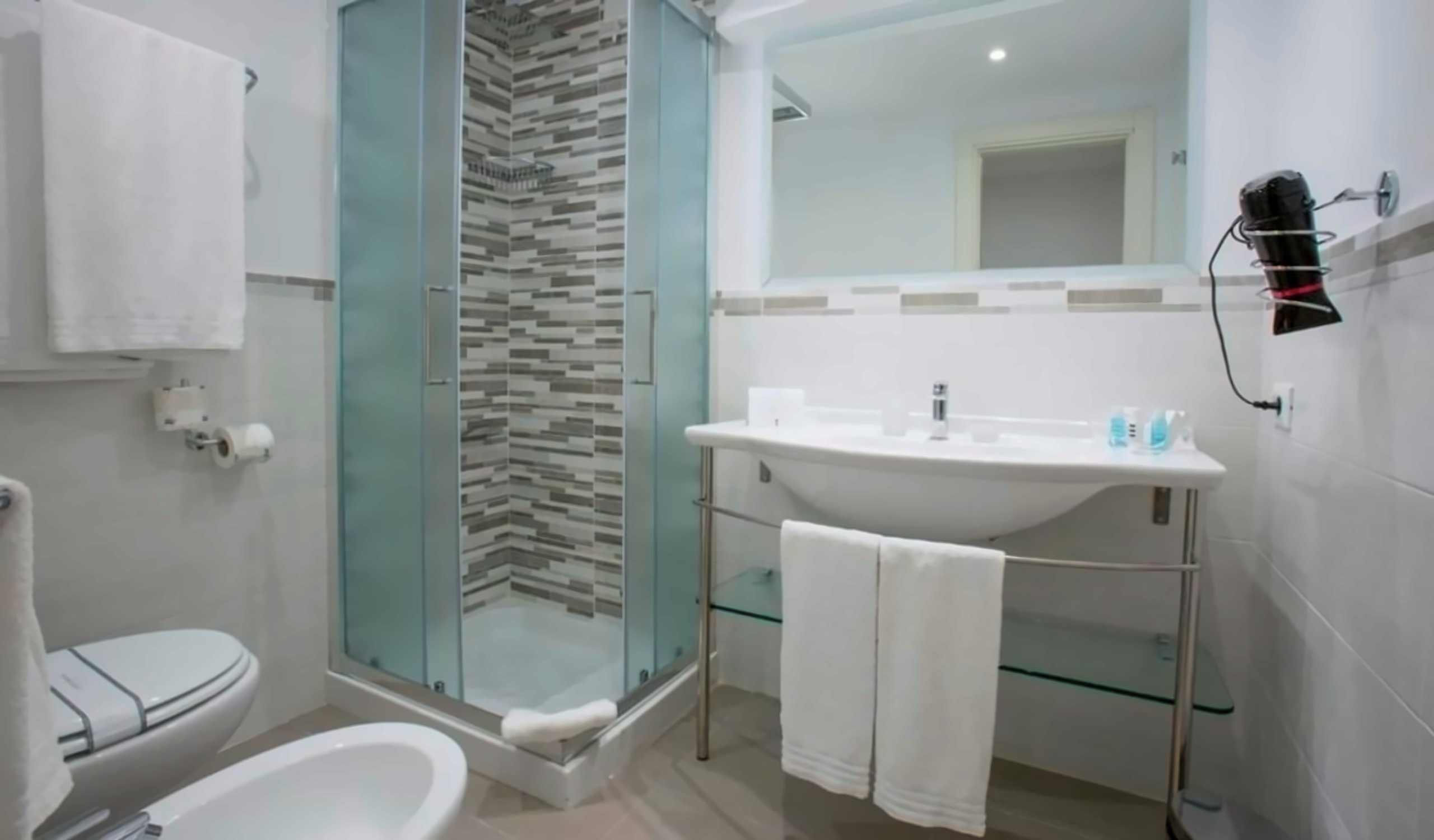 Comfort Double or Twin Room