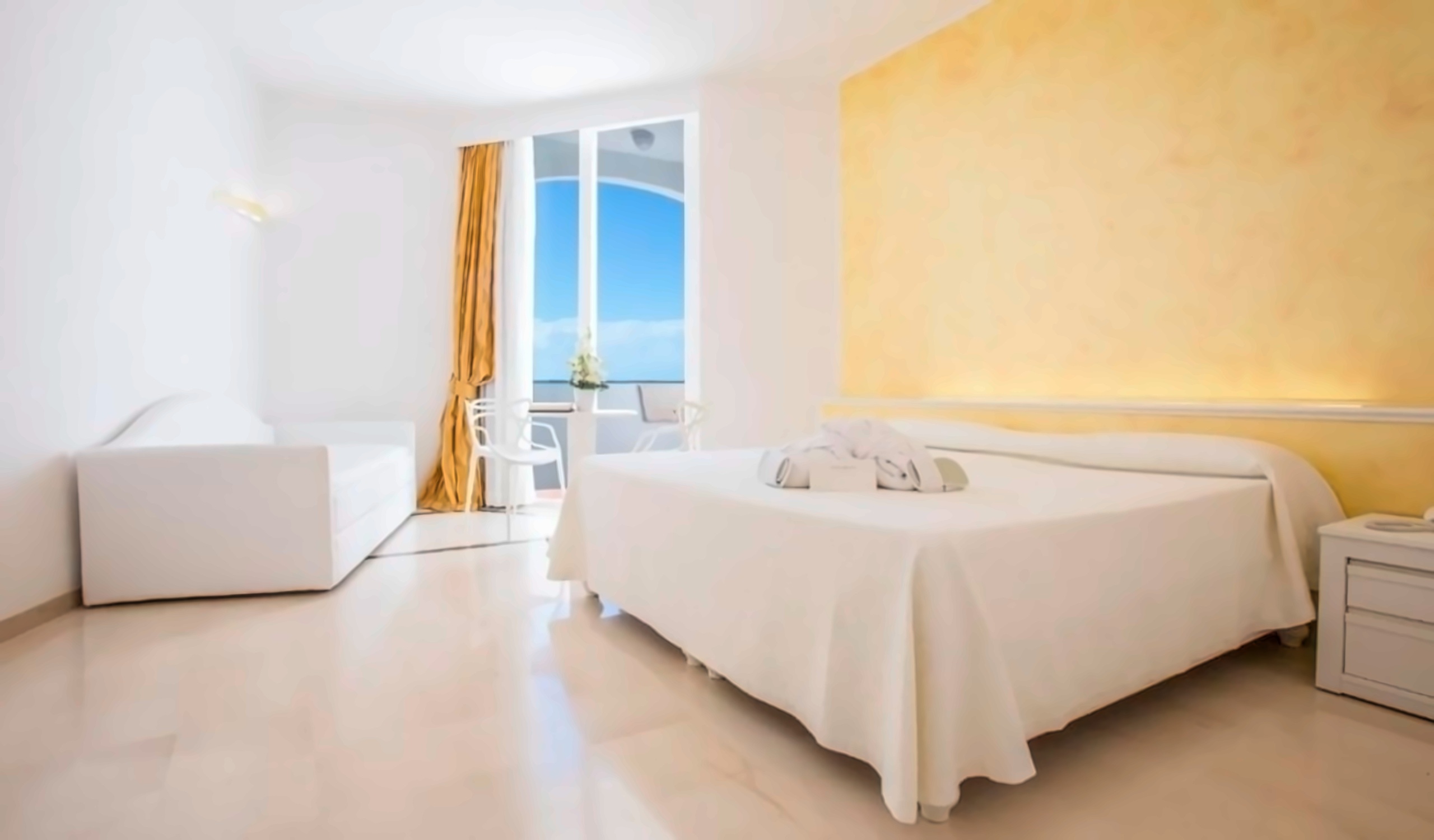 Comfort Triple Room