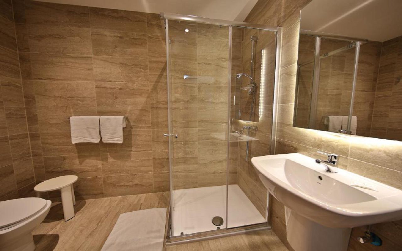 Basic Triple Room