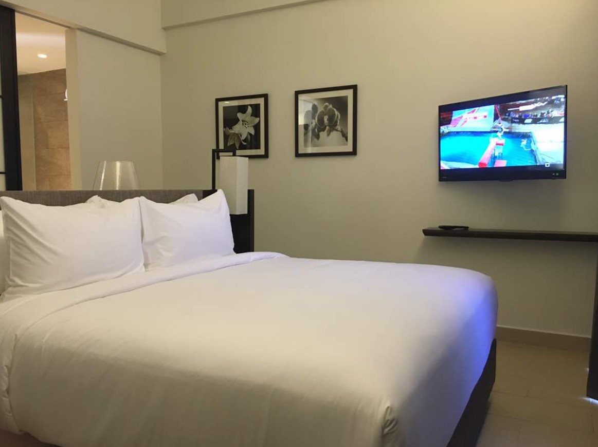 Deluxe Room Pool Wing