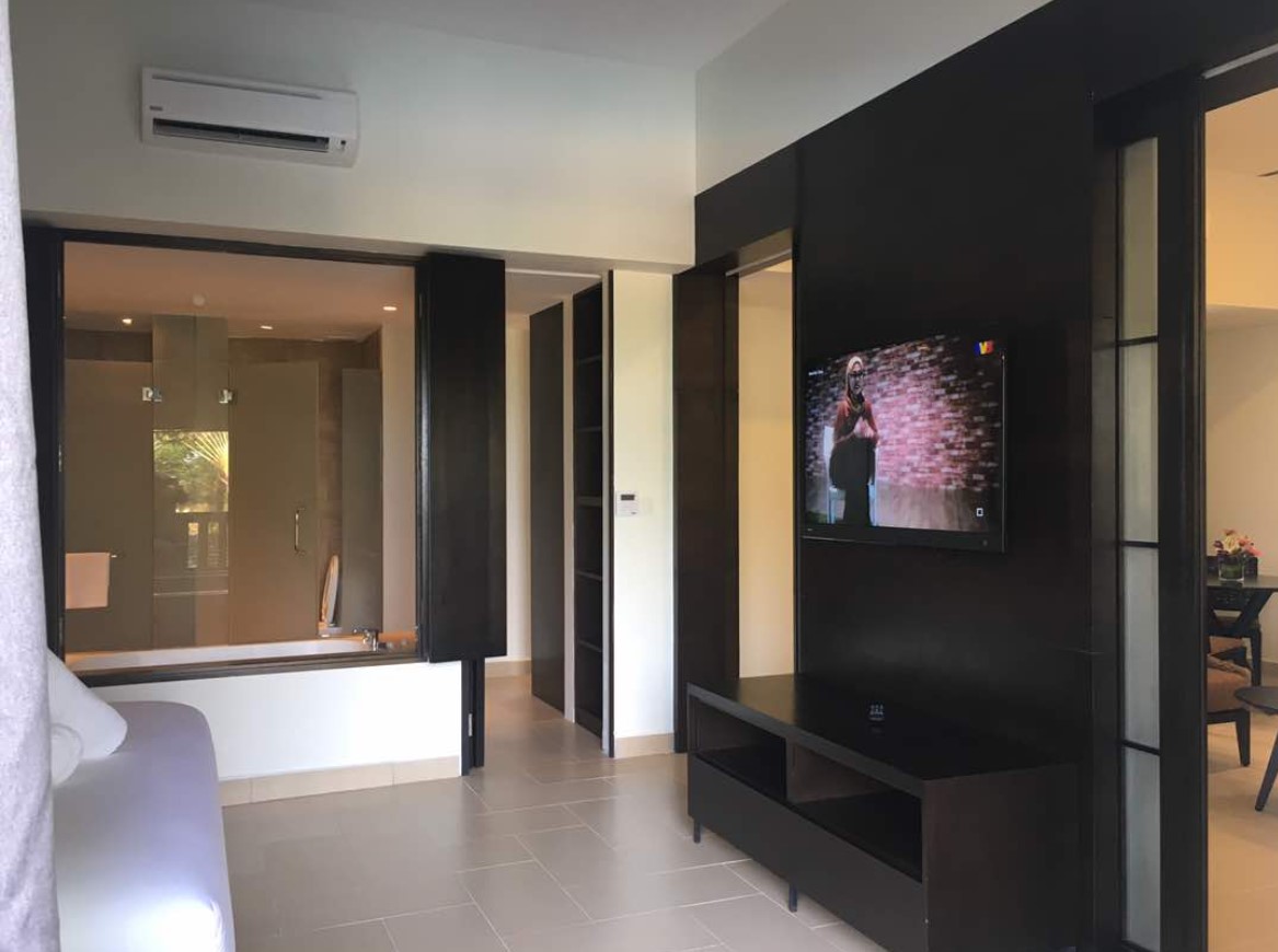Family Suite Pool Wing