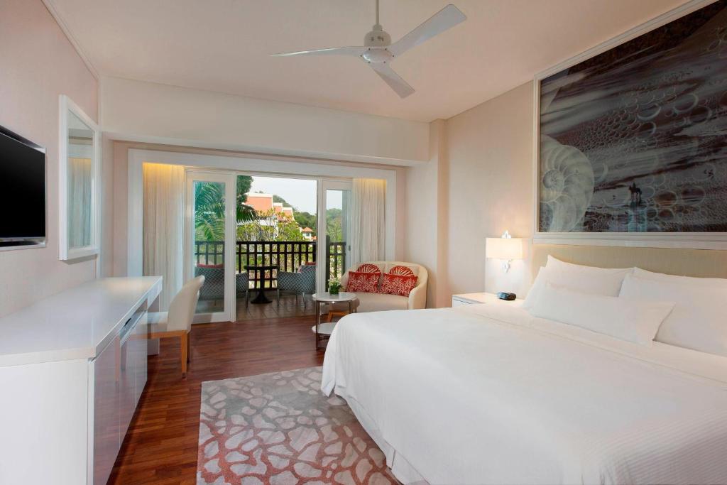 Guest room Garden view king/twin