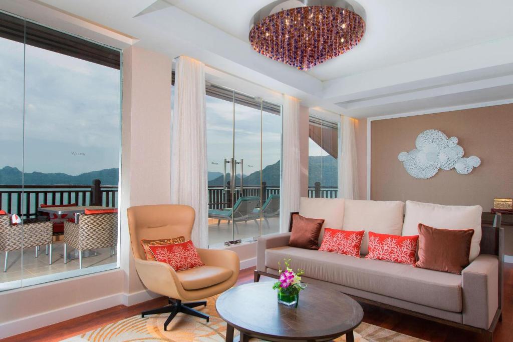 1 Bedroom Suite ocean view
