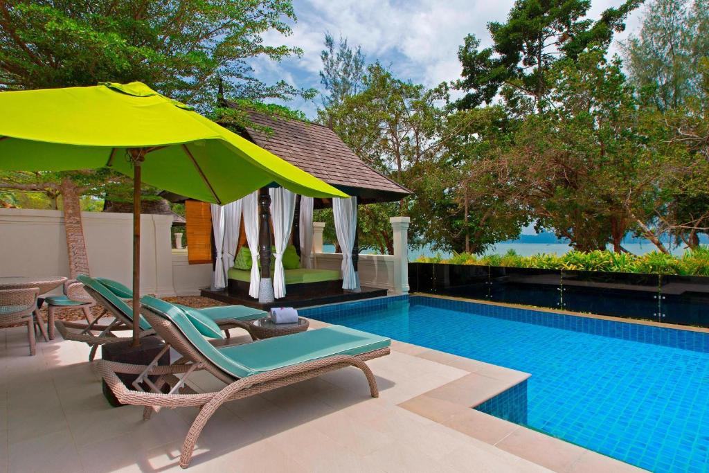 1 Bedroom Villa Beachfront