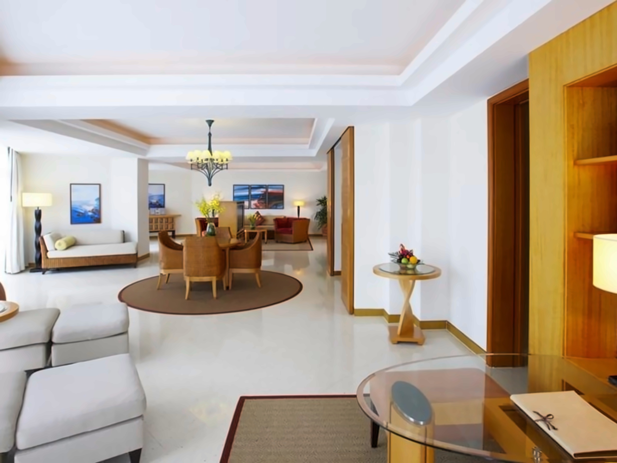 Diplomatic Suite