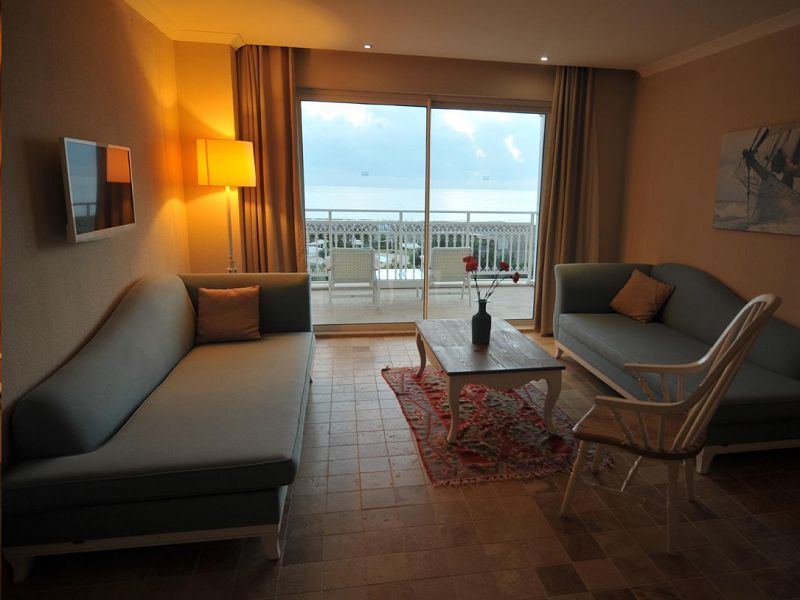 Family Suite Side Sea View