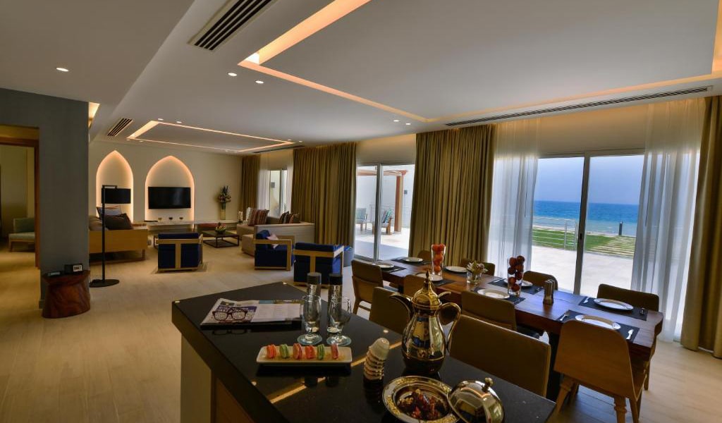 Royal Villa with Private Pool - Families Only 