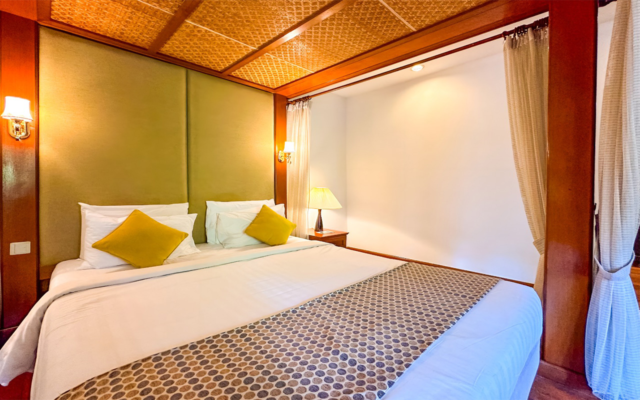 Deluxe garden view room